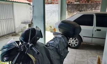 Imagem 7: Casa + ponto comercial para venda, rua pavimentada, lote murado