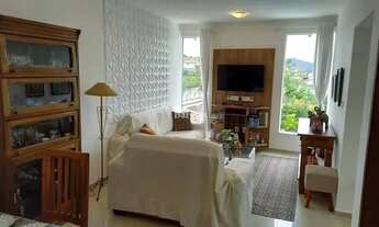 Imagem 7: Casa triplex com 3 quartos sendo 2 suítes e 4 vagas de garagems a venda em Condomínio Fech