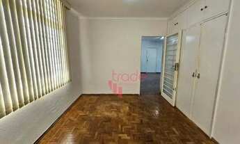 Imagem 2: Casa Comercial à Venda com 5 Salas no Alto da Boa Vista em Ribeirão Preto com Área Externa