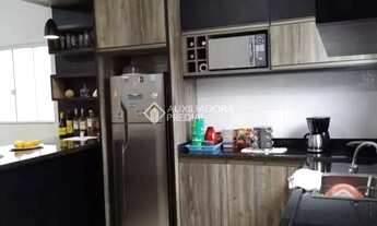 Imagem 2: Casa com 3 Suítes e Piscina - Aluguel Anual - Praia do Moçambique