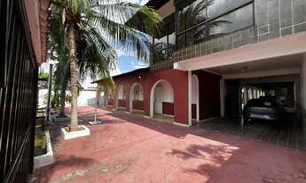 Imagem 3: Casa no Aleixo 5 quartos piscina