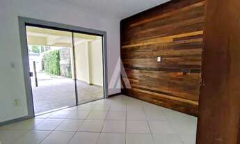 Imagem 3: Sobrado com 2 suíte(s) mais 1 quarto(s) à venda no bairro Santa Catarina em Joinville, por