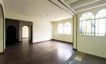 Imagem 5: Casa imponente com 03 quartos para locação no bairro Mangabeiras na cidade de Belo Horizon