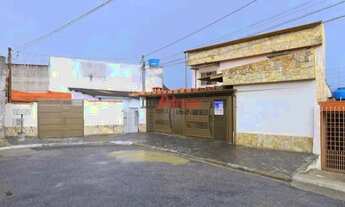 Imagem 3: OPORTUNIDADE DE INVESTIMENTO COM 4 CASAS NA VILA NORMA