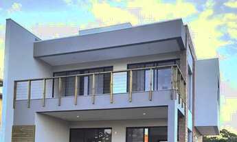 Imagem 3: Casa de condomínio para venda tem 235 metros quadrados com 3 quartos