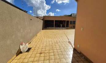 Imagem 3: Casa à venda no Jardim Messiânico com 3 quartos na Região Oeste, próxima da Avenida Tirade