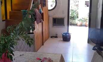 Imagem 6: Casa de dois pisos pra vender