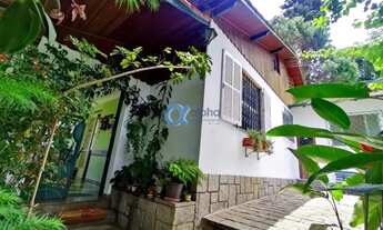 Imagem 3: Linda Casa com Amplo Terreno a Venda no Valparaíso - Petrópolis/RJ