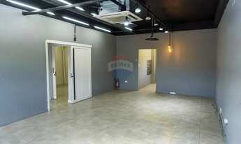 Imagem 5: Prédio Comercial Amplo em São José dos Campos para LOCAÇÃO, Jardim Esplanada