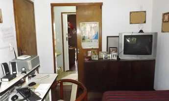 Imagem 4: Casa para Venda - 250m², 3 dormitórios, sendo 3 suites, 7 vagas - Medianeira