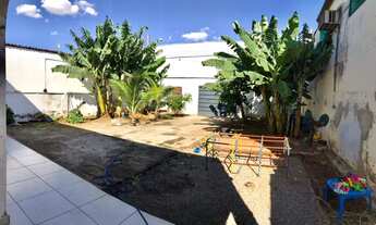 Imagem 3: Casa de 3 Quartos no Setor Coimbra em frente ao Hiper Moreira