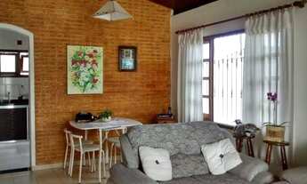 Imagem 2: Belíssima casa com 3 dormitórios na região central de Ubatuba