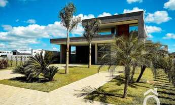 Imagem 3: Casa de condomínio para venda tem 254 metros quadrados com 4 quartos