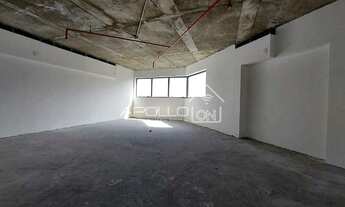 Imagem 3: Ampla sala comercial no Valongo com 2 lavabos