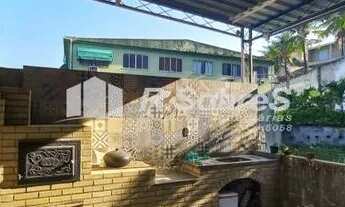 Imagem 3: Apartamento com dois quartos, área privativa, em Vila Valqueire, rua Guaranésia