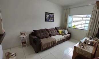 Imagem 4: Para venda possui 130 metros quadrados com 3 quartos