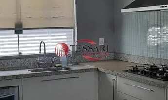 Imagem 6: Aluga casa Eco Village com 3 dormitórios suítes, sala 3 ambientes, cozinha planejada, vara