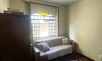 Imagem 5: Casa para venda tem 200 metros quadrados com 3 quartos em Santa Amélia - Belo Horizonte