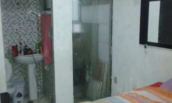 Imagem 2: Casa térrea, no Siqueira. Aceita animais de pequeno porte