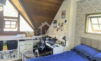 Imagem 5: Casa triplex, estilo chalé, 3 quartos sendo uma suíte no São Sebastião