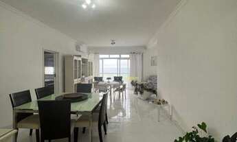 Imagem 2: Apartamento frente mar para venda possui 180 metros quadrados com 4 quartos em Pitangueira