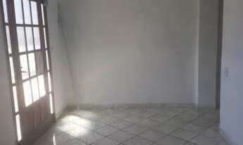 Imagem 4: Kitnet em São Pedro 5 rua padaria Sandra leia descrição