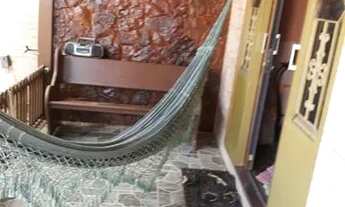 Imagem 7: PORTEIRA fechada Lagomar MACAÉ