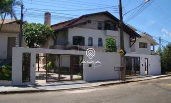 Imagem: Casa com 6 dormitórios para locação