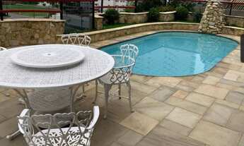 Imagem 2: Cobertura para venda possui 250 metros quadrados com 5 quartos em Enseada - Guarujá - SP