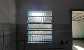 Imagem 4: Casa no Bairro Jardim São Pedro com 60m², 2 dormitórios, sala de estar, cozinha, banheiro