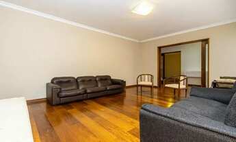 Imagem 7: Casa para Venda em Curitiba, Jardim Botânico, 4 dormitórios, 1 suíte, 3 banheiros, 4 vagas