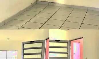 Imagem: Casa pequena no bairro Pitimbu