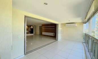 Imagem 3: Lindo Apartamento Decorado no Santa Mônica Jardins Condomínio Club Barra da Tijuca de 260m