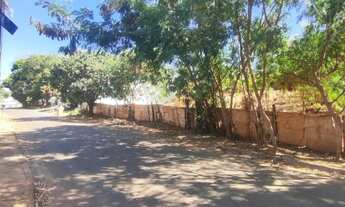 Imagem 2: Lote á Venda na Região Leste, Setor Santo Hilário, Goiânia