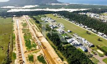 Imagem: Em Meio a Natureza EsverdeanteTerrenos Planos