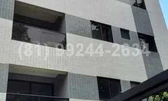 Imagem 3: Porto de Arromanches (C/B