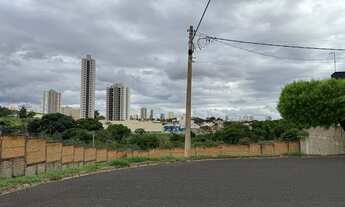 Imagem 3: Terreno com raríssima Vista da cidade - Aceito troca e permuta