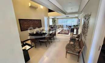 Imagem: Casa em condomínio de 560m² com 04 quartos