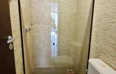 Imagem 16: Excelente Casa Duplex, 4 suítes, Alto Padrão, com Píer, Porto Busca Vida Resort, Camaçari