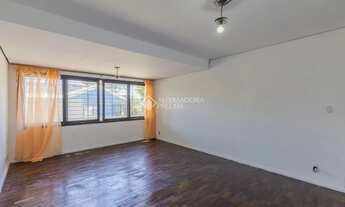 Imagem 4: CASA À VENDA NO BAIRRO SANTO ANTÔNIO COM GARAGEM COBERTA