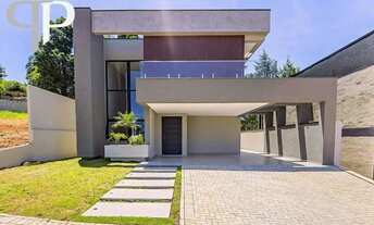 Imagem 2: Linda casa no melhor condomínio de Campo Largo 4 dormitórios, sendo 3 suítes