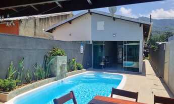 Imagem: Aluga-se casa em Maranduba / Ubatuba