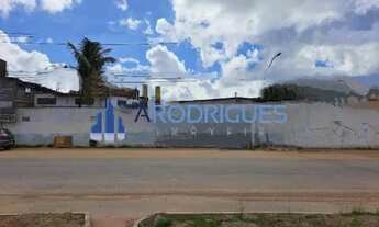 Imagem 2: Galpão comercial à venda em Salvador-BA, bairro Águas Claras: 5 salas, 3 banheiros, 20 vag