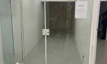 Imagem 3: Loja com ponto para costureira!! Nós temos!