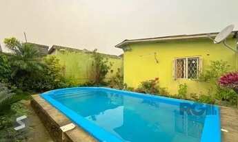 Imagem 3: Casa em Porto Alegre, no bairro Ipanema, com 4 dormitório(s), e 4 banheiros, à v