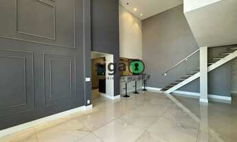 Imagem: 185m² com Pé-Direito Duplo, Mezanino e