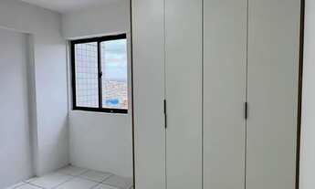 Imagem 4: Apto com planejados de cozinha e quartos perto da asces