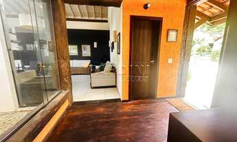 Imagem 5: Linda casa em condomínio com 4 suítes, varanda com espaço gourmet e piscina, na praia Dura