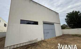 Imagem 5: Imóvel comercial com área administrativa e galpão