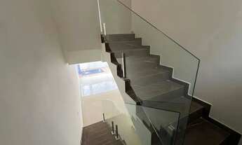 Imagem 2: Casa Duplex - 3 quartos com Piscina à Venda Serraria